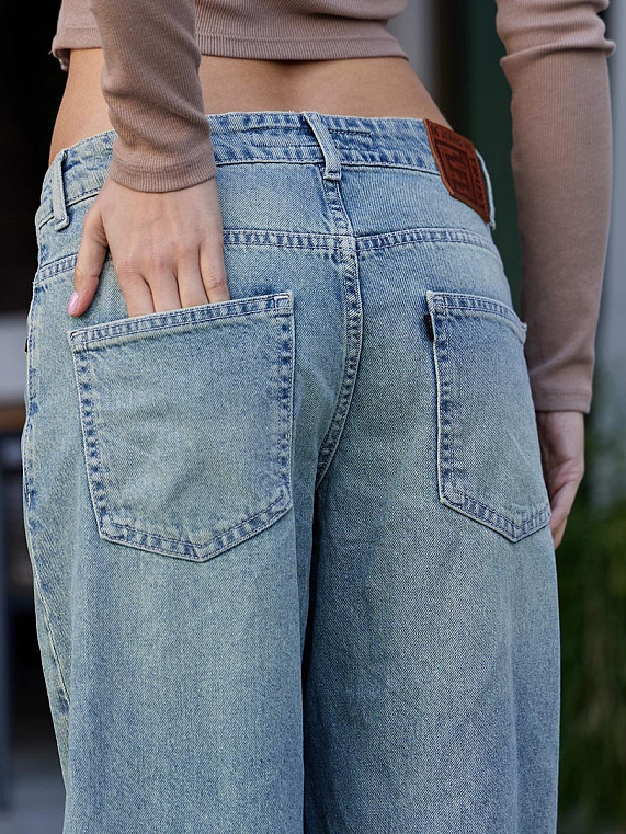 джинсы женские
