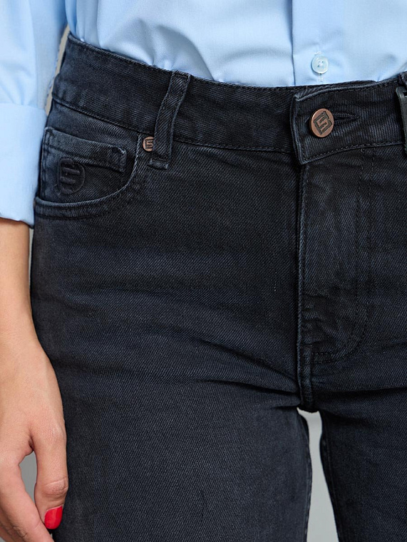 джинсы женские