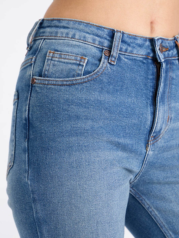 джинсы женские